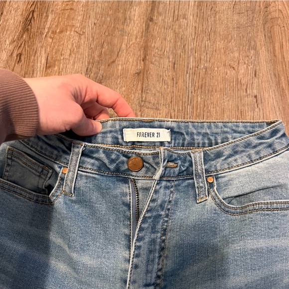 Forever 21 High Rise Ripped Skinny Jeans - Picture 3 of 6